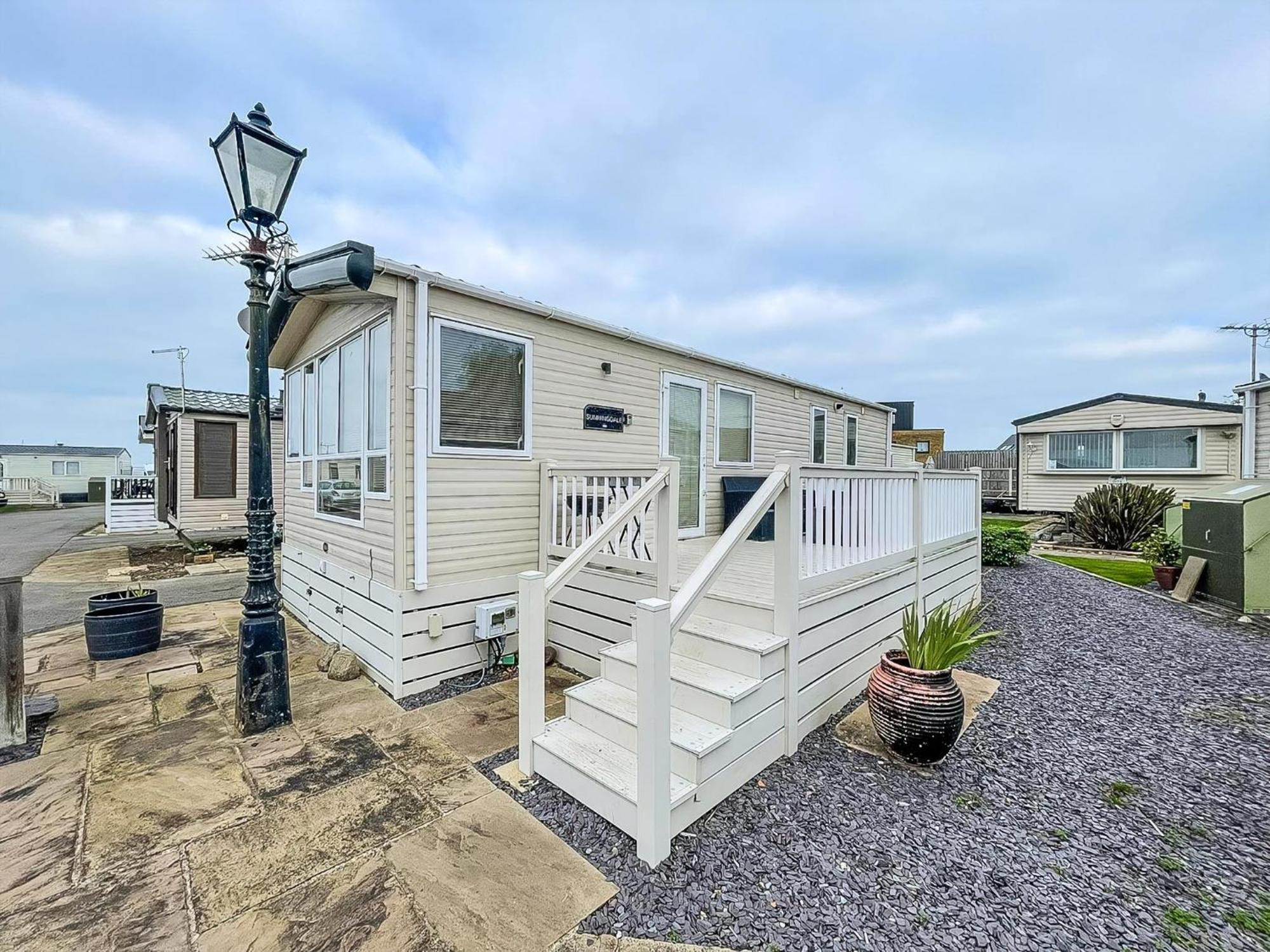 Hotel Lovely 6 Berth Caravan With Decking And Wifi In Kent, Ref 47017C Whitstable Exteriér fotografie